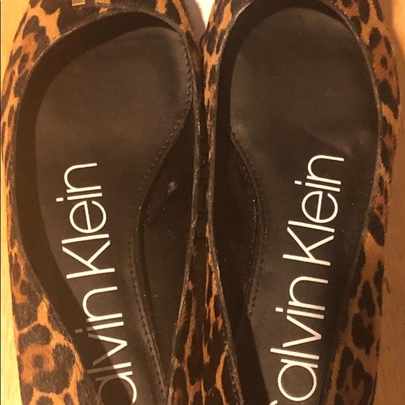 CALVIN KLEIN FLATS EXCELLENT CONDITION NO SCUFFS - Picture 3 of 6